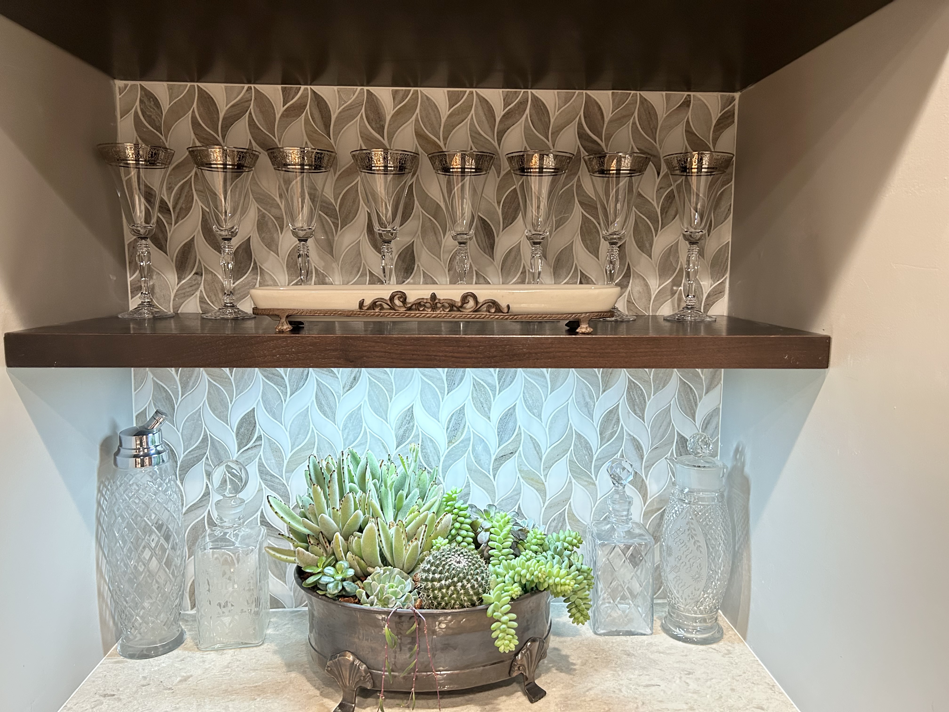 SPRING LEAF WATERJET-PALISSANDRO DOLOMITE 10